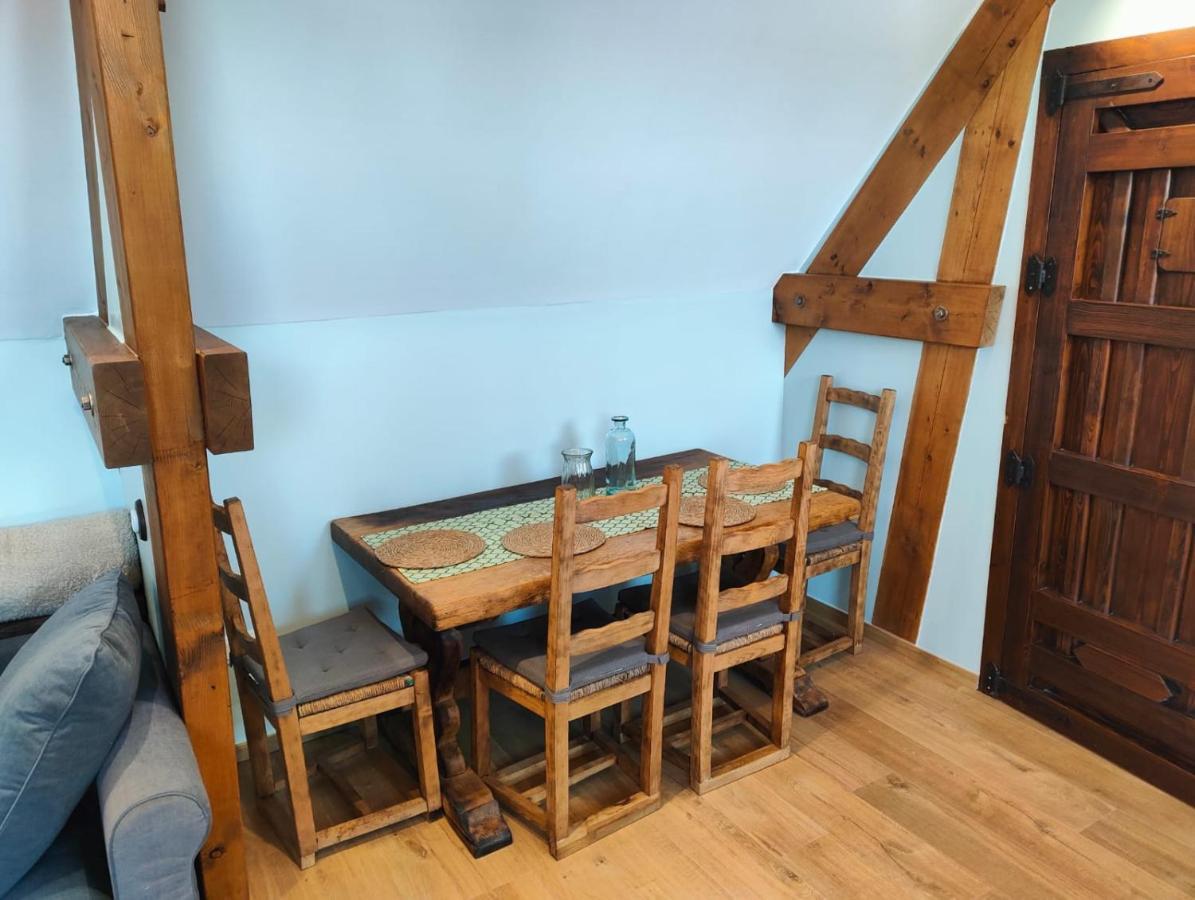 Entre Galets Apartment Sauveterre-de-Bearn Bagian luar foto