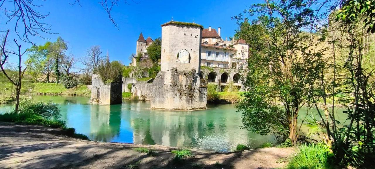 Entre Galets Apartment Sauveterre-de-Bearn Bagian luar foto
